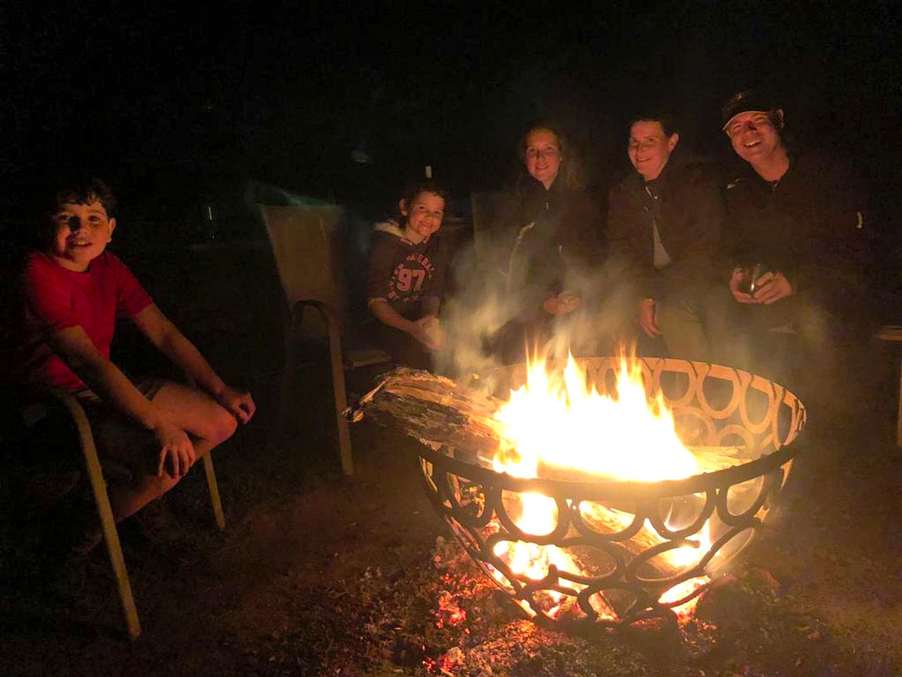 Spacious Oxley Accommodation for a Fun-Filled Farm Stay, Victoria