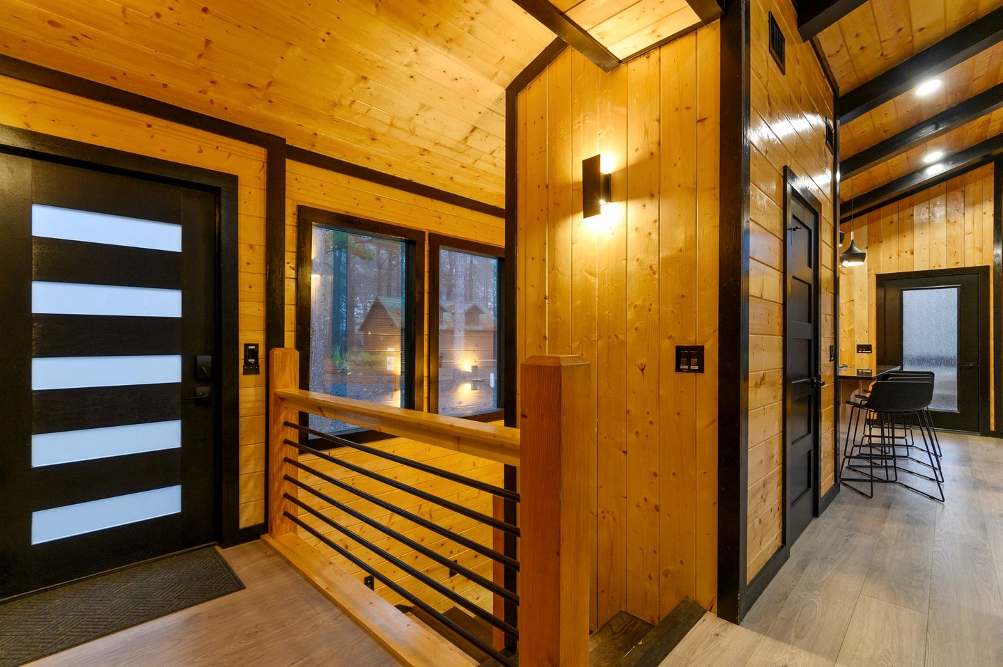 Spacious Modern Cabin with Basketball Court and Sauna in Broken Bow, Oklahoma