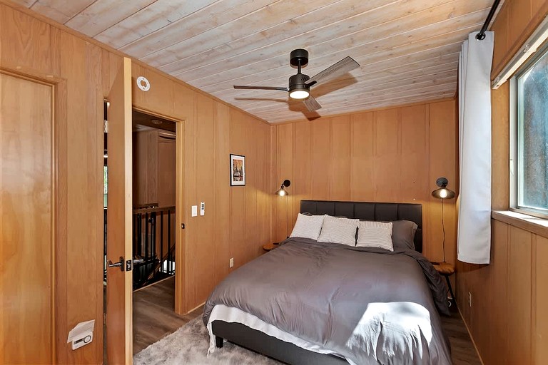 Cabins (United States of America, Big Bear City, California)