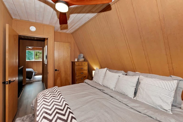 Cabins (United States of America, Big Bear City, California)