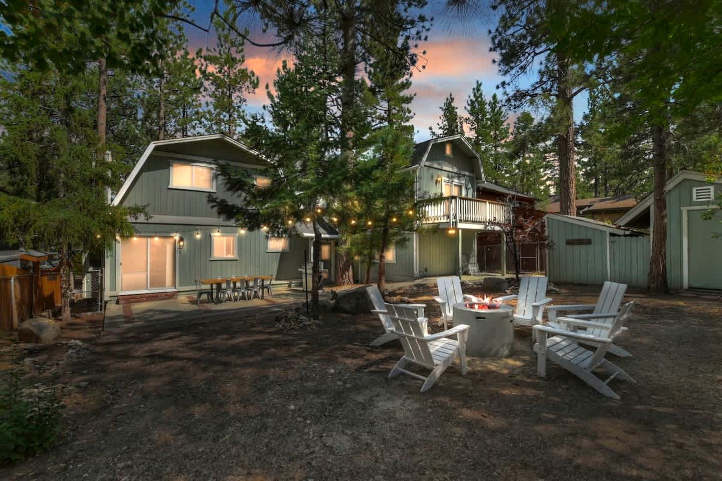 Cabins (United States of America, Big Bear City, California)