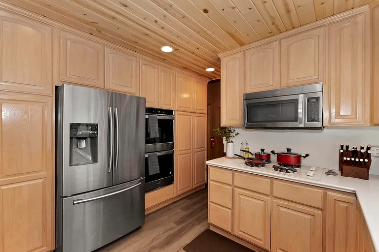 Cabins (United States of America, Big Bear City, California)