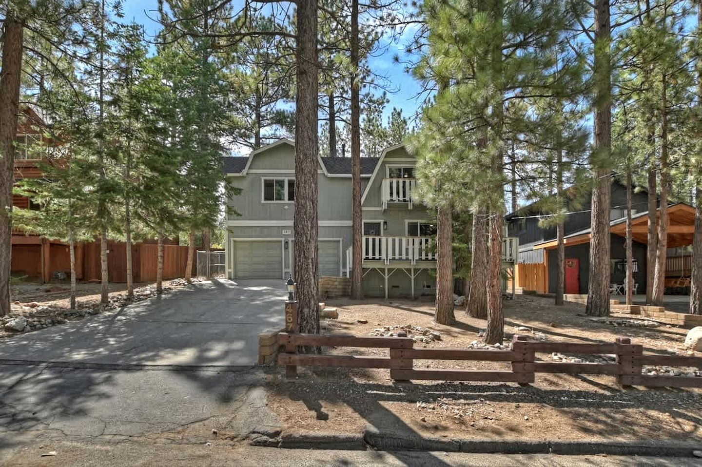 Spacious Modern Cabin Near Big Bear Lake in California