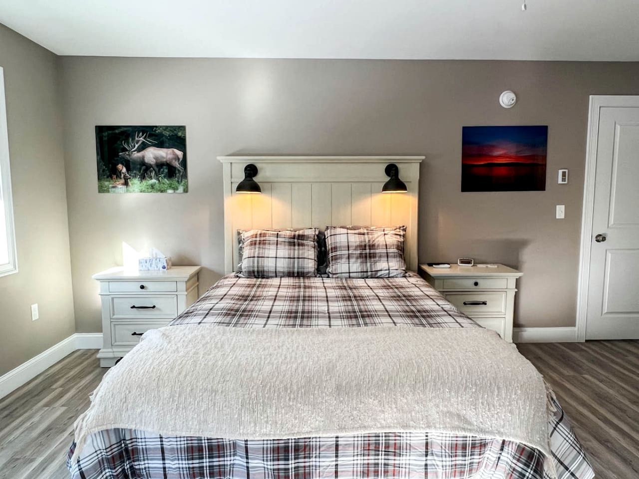 Spacious Modern Cottage with Fire Pit in Bridgton, Maine