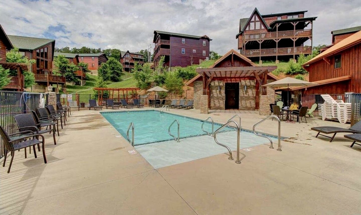Spacious Mountain Cabin with Hot Tub & Game Room near Downtown Gatlinburg, Tennessee