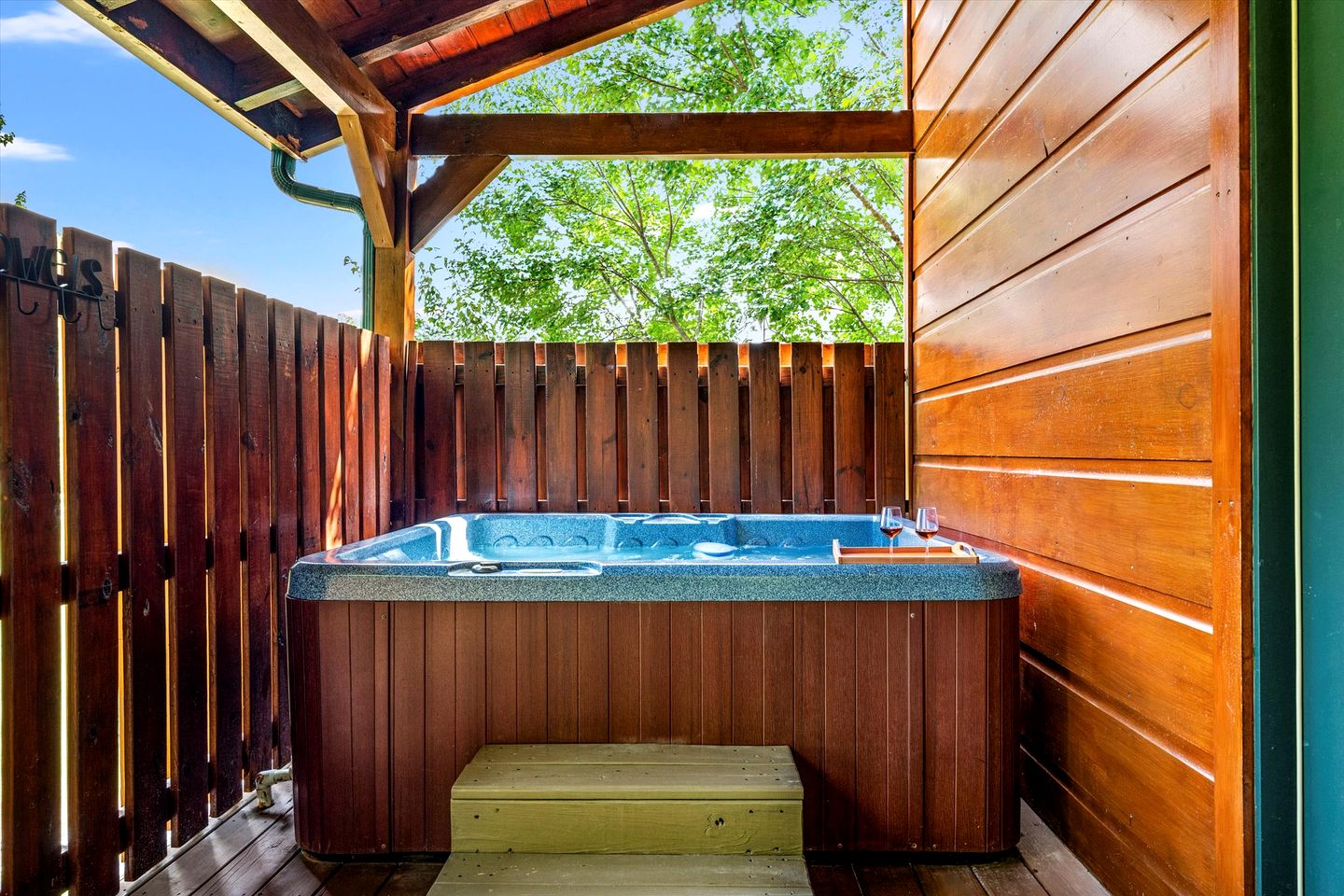 Spacious Mountain Cabin with Hot Tub & Game Room near Downtown Gatlinburg, Tennessee