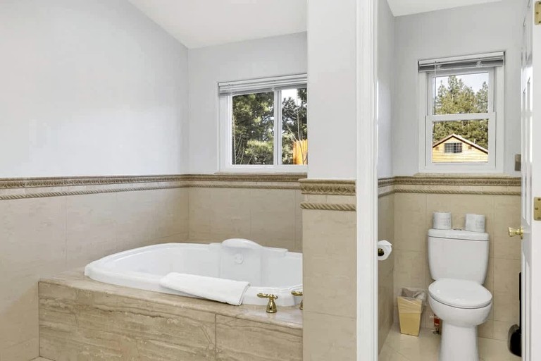 Cabins (United States of America, Big Bear, California)