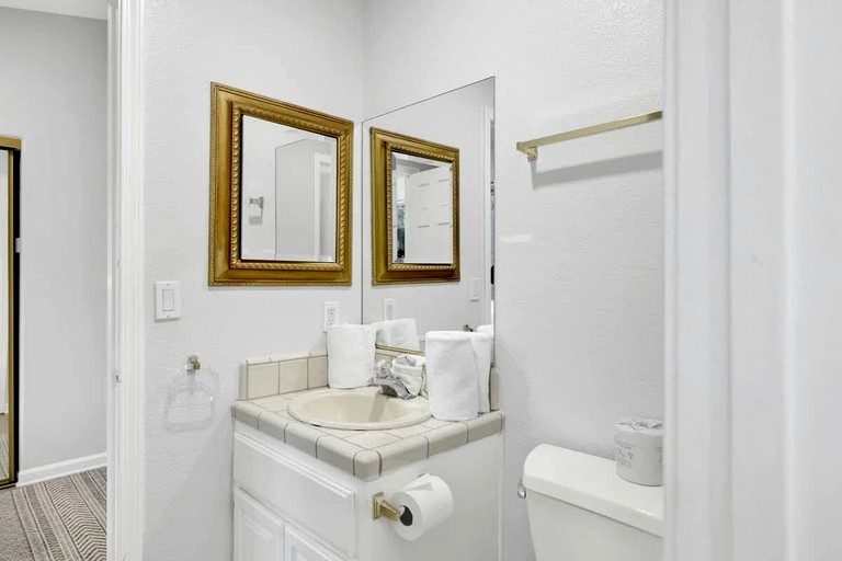 Cabins (United States of America, Big Bear, California)