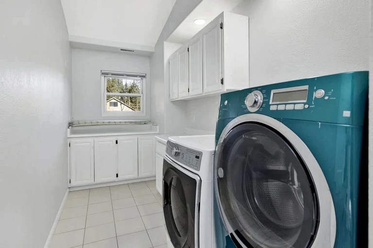 Cabins (United States of America, Big Bear, California)