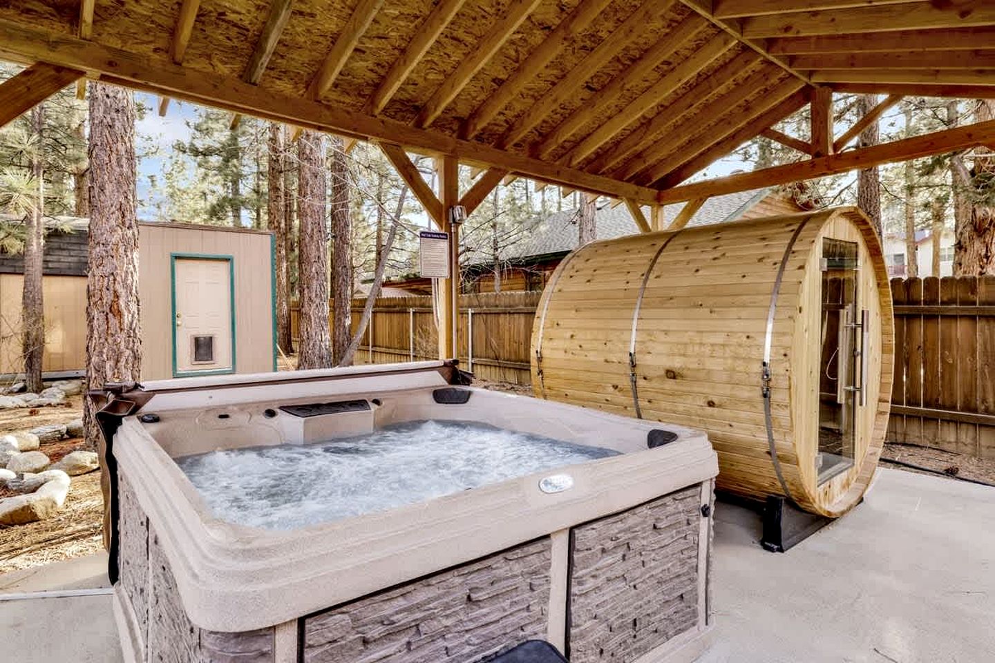 Spacious Mountain Cabin with Hot Tub, Sauna & Play Area Near Big Bear Lake, California