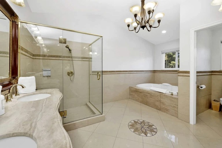 Cabins (United States of America, Big Bear, California)