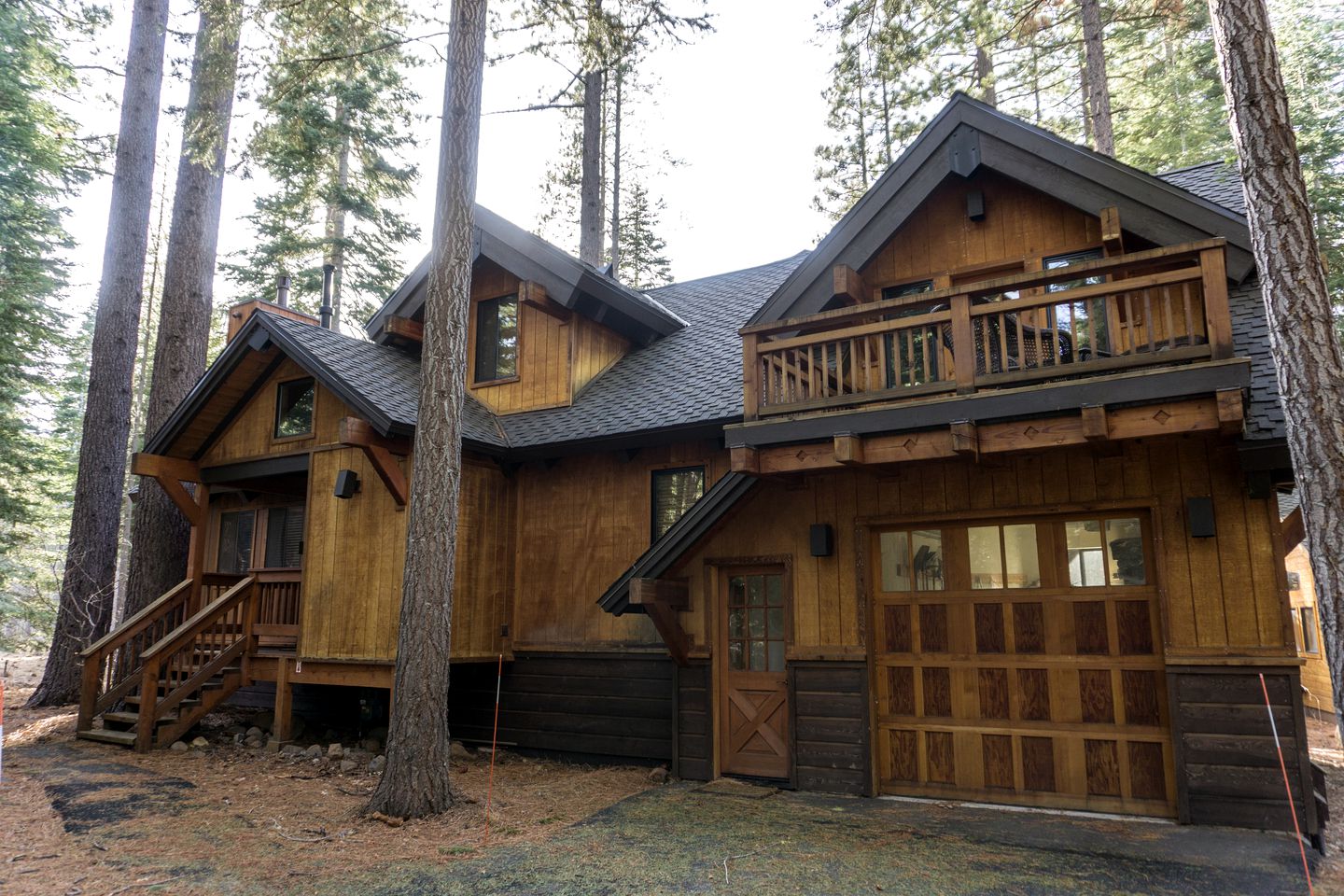 Stately Luxury Cabin Rental with a Fireplace near Northstar Resort, California