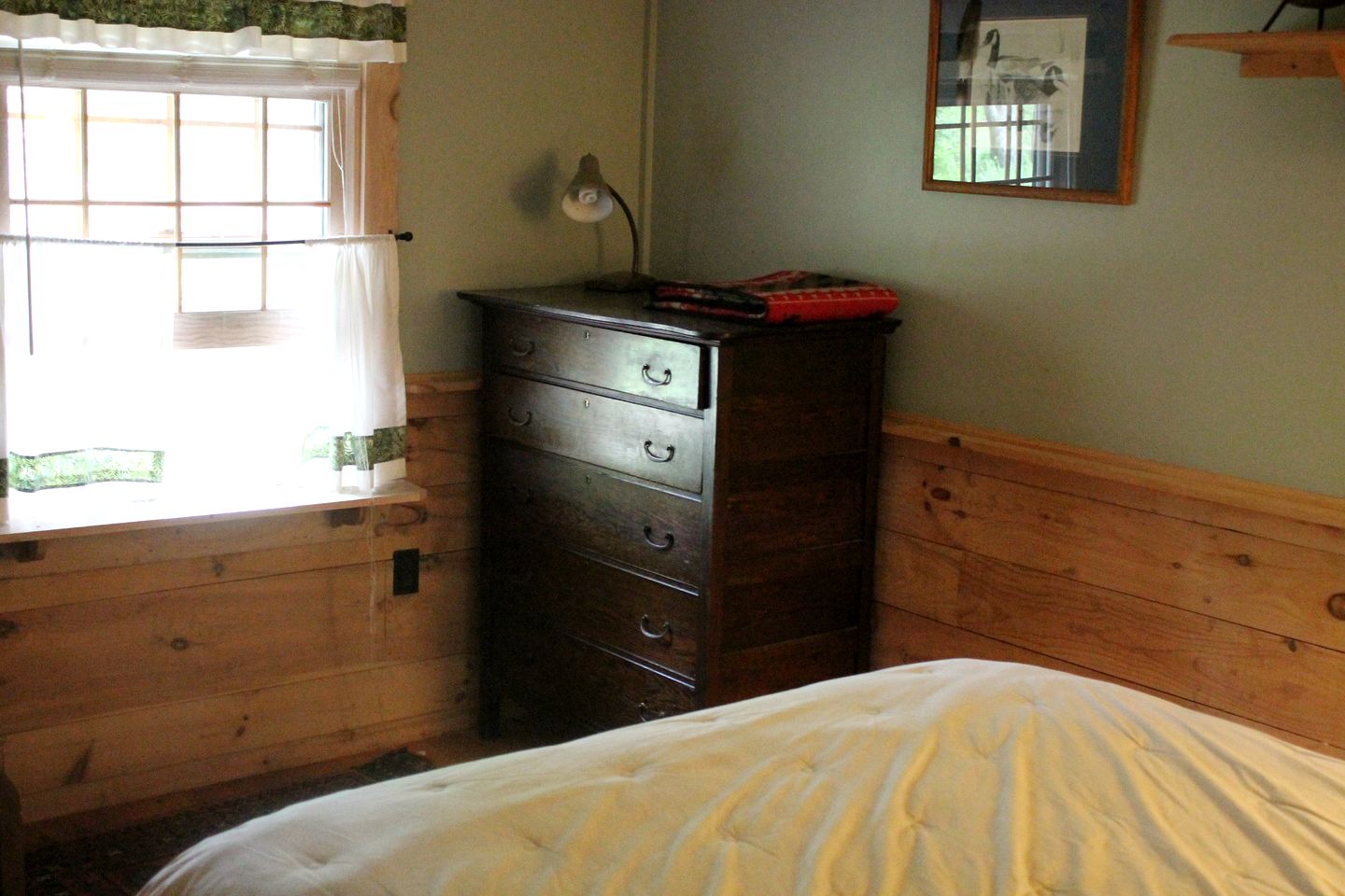 Spacious New England Family Cabin Rental in Pittsfield, New Hampshire