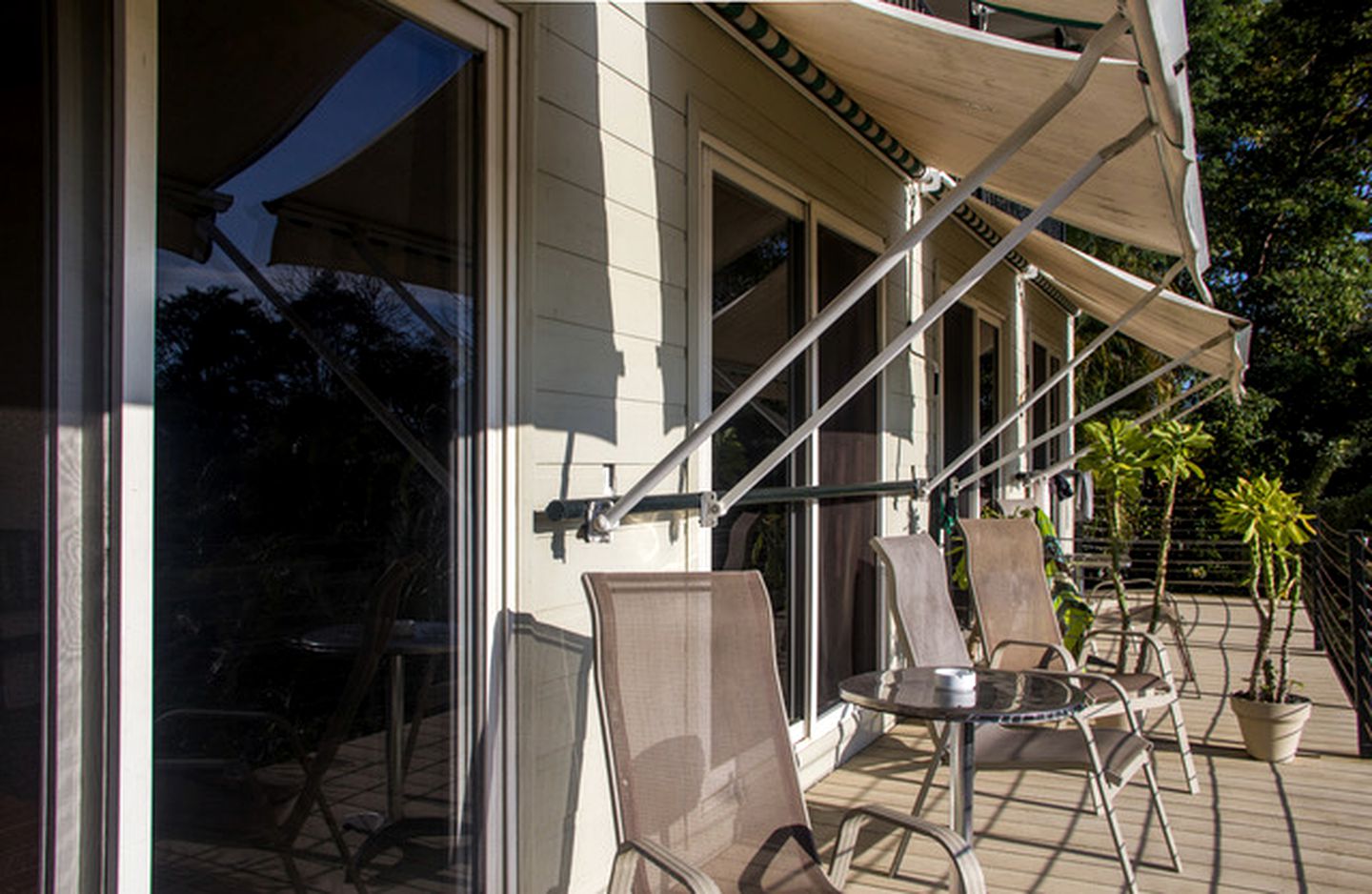 Spacious Ocean View Accommodation with Private Balcony in Santa Teresa, Costa Rica