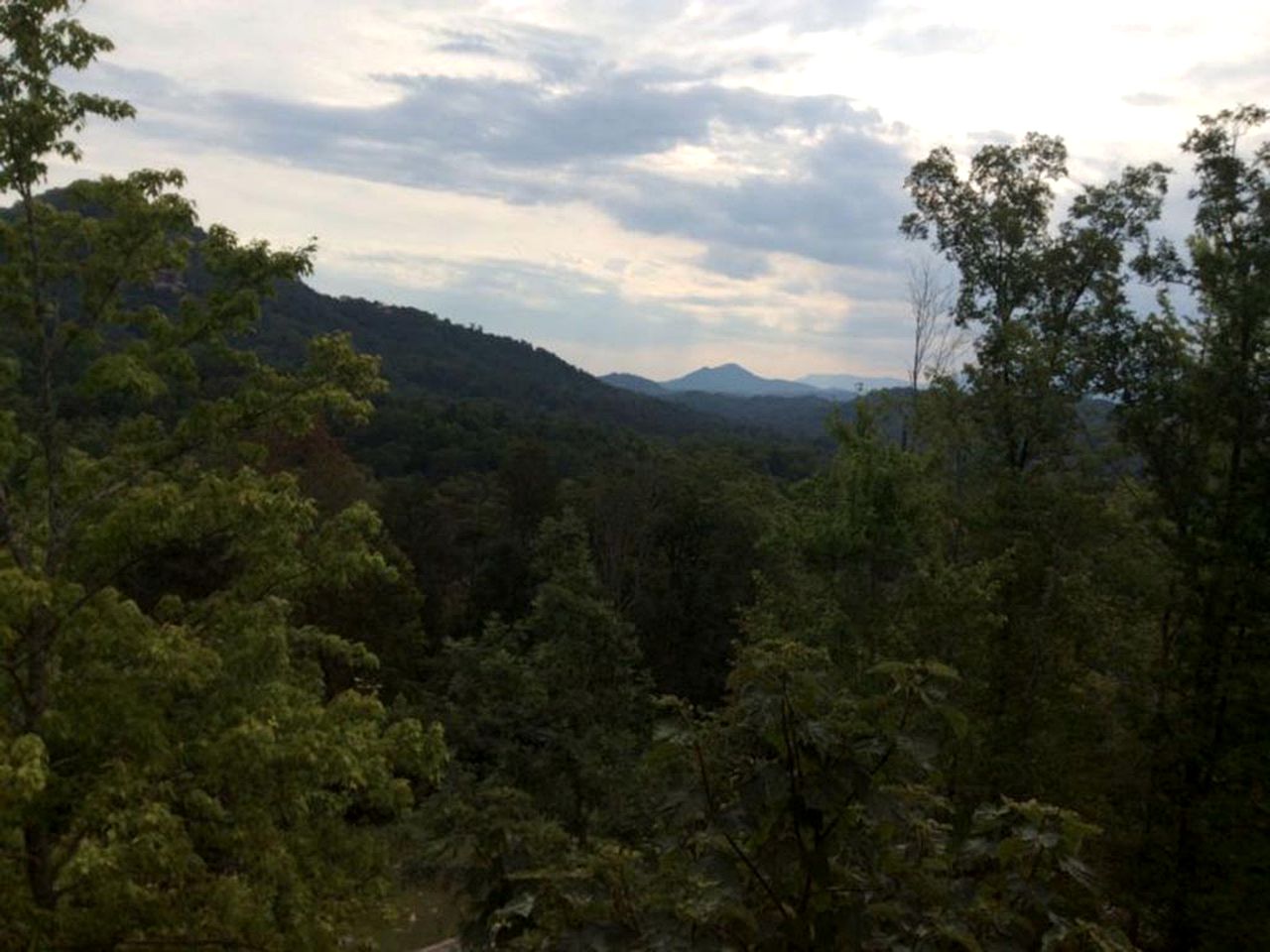Spacious Cabin in Sevierville, for Relaxing Tennessee Getaways with the Family