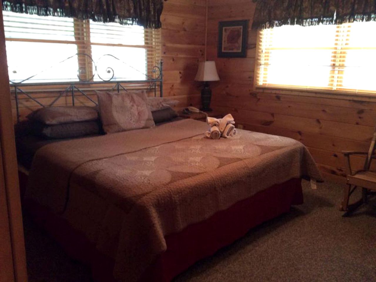 Spacious Cabin in Sevierville, for Relaxing Tennessee Getaways with the Family