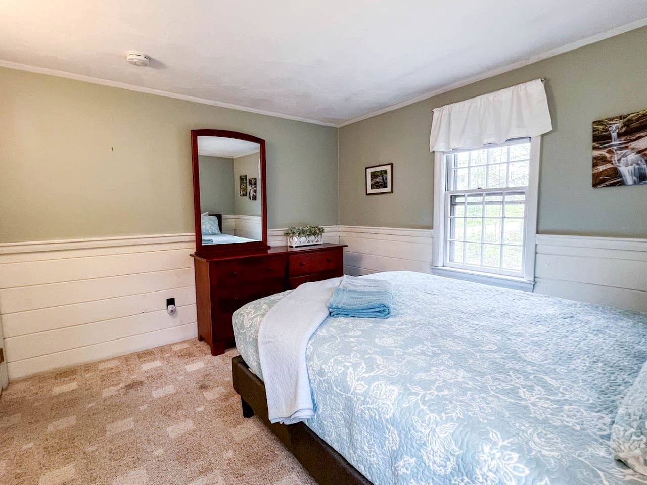 Spacious Pet-Friendly Cabin in North Conway, New Hampshire