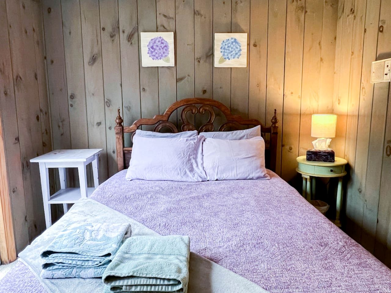 Spacious Pet-Friendly Cabin in North Conway, New Hampshire