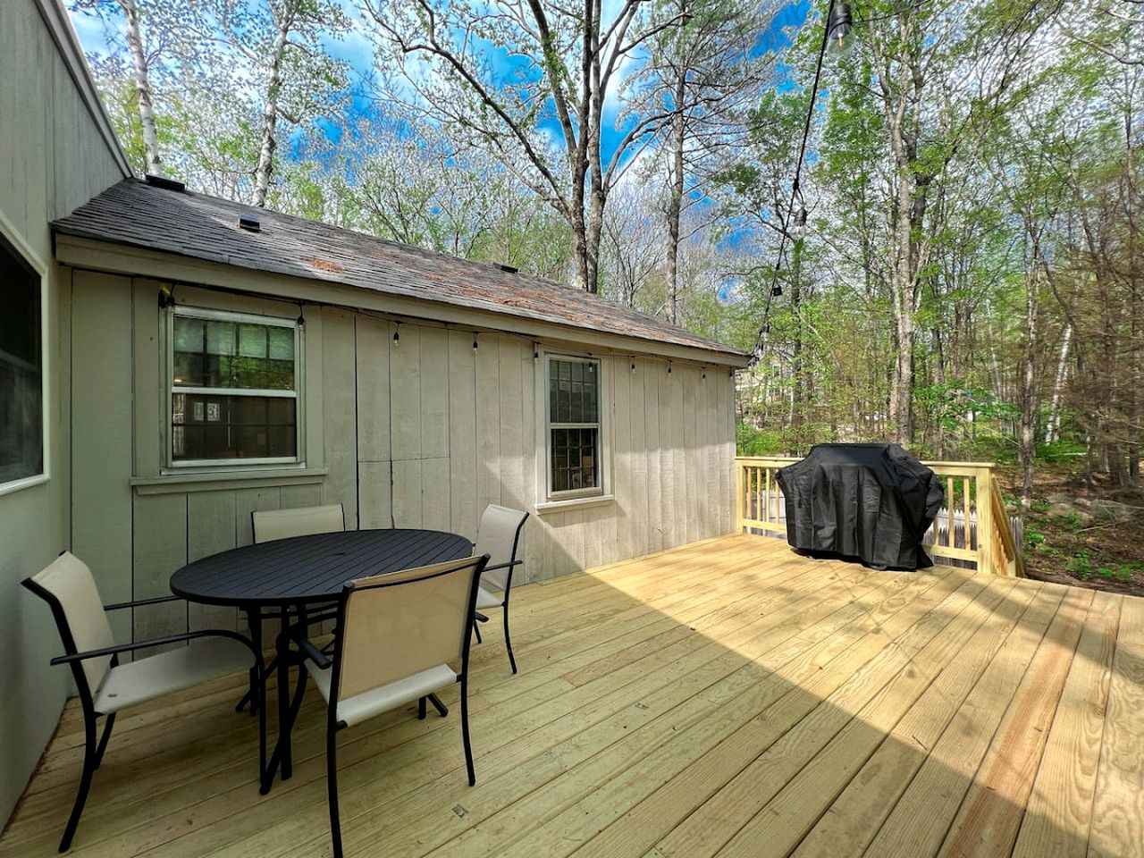 Spacious Pet-Friendly Cabin in North Conway, New Hampshire