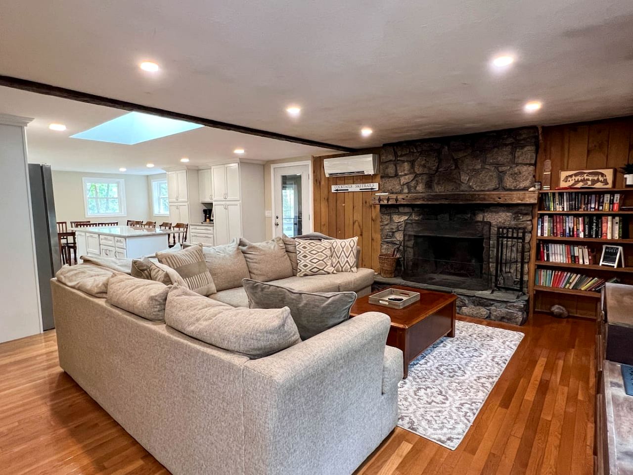 Spacious Pet-Friendly Cabin in North Conway, New Hampshire