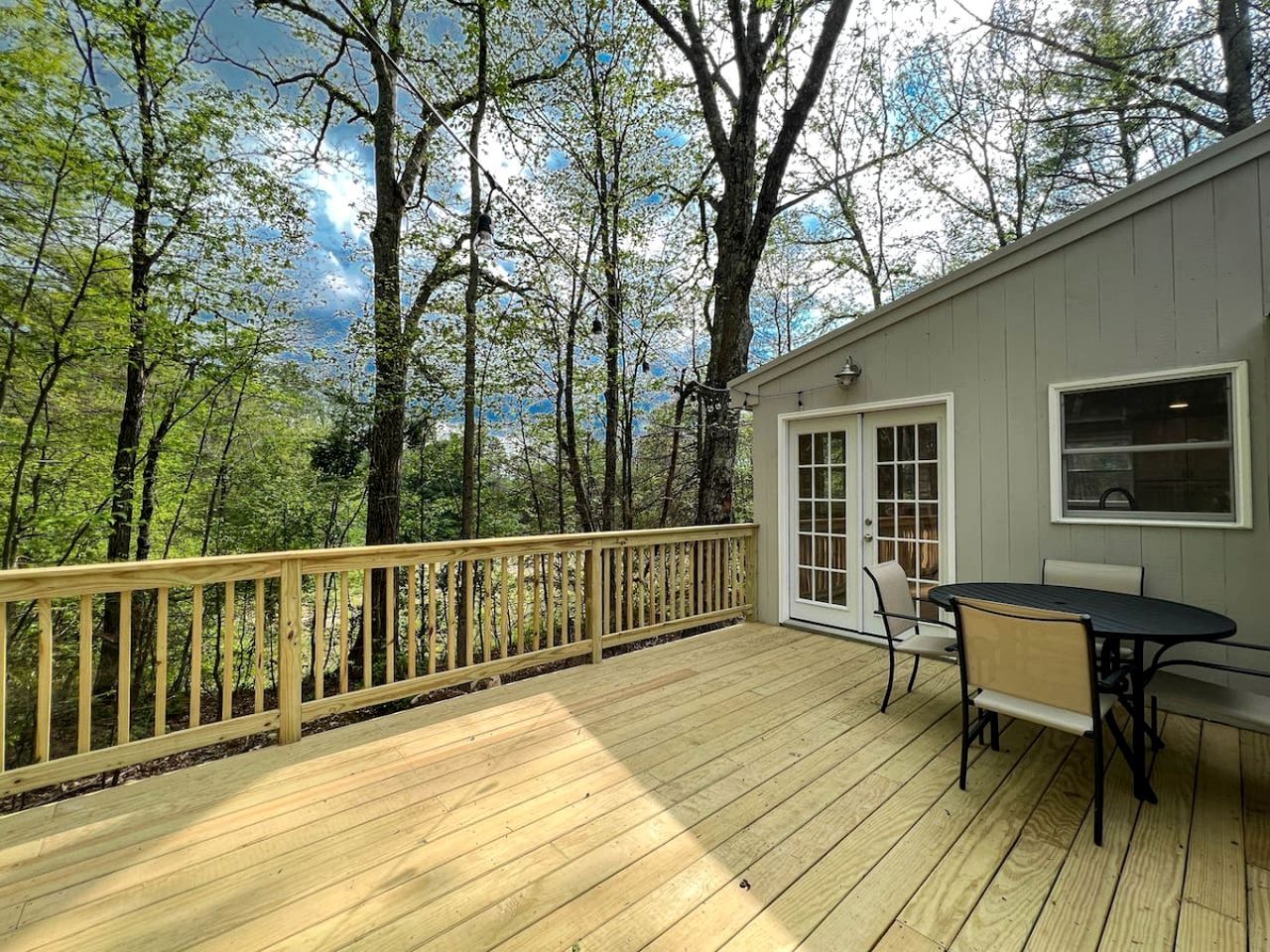 Spacious Pet-Friendly Cabin in North Conway, New Hampshire