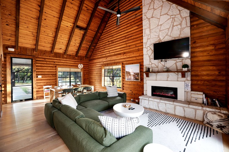 Log Cabins (United States of America, Fredericksburg, Texas)