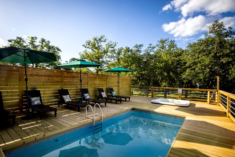 Log Cabins (United States of America, Fredericksburg, Texas)