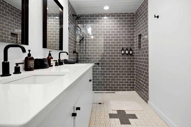 Log Cabins (United States of America, Fredericksburg, Texas)