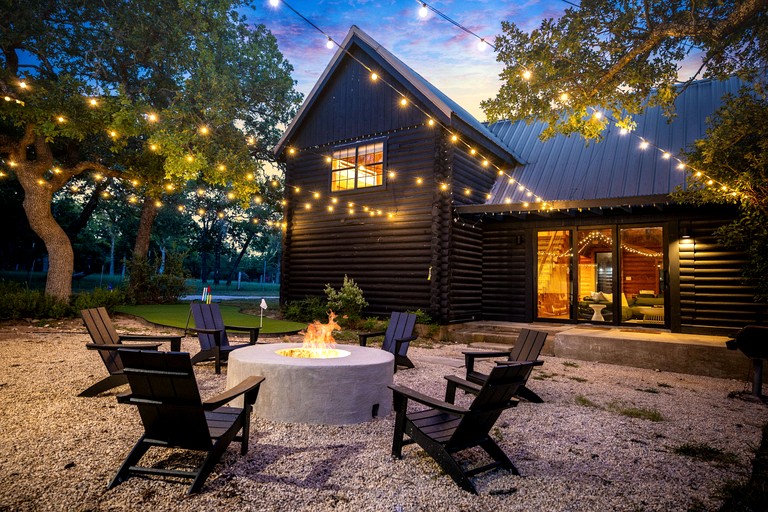 Log Cabins (United States of America, Fredericksburg, Texas)