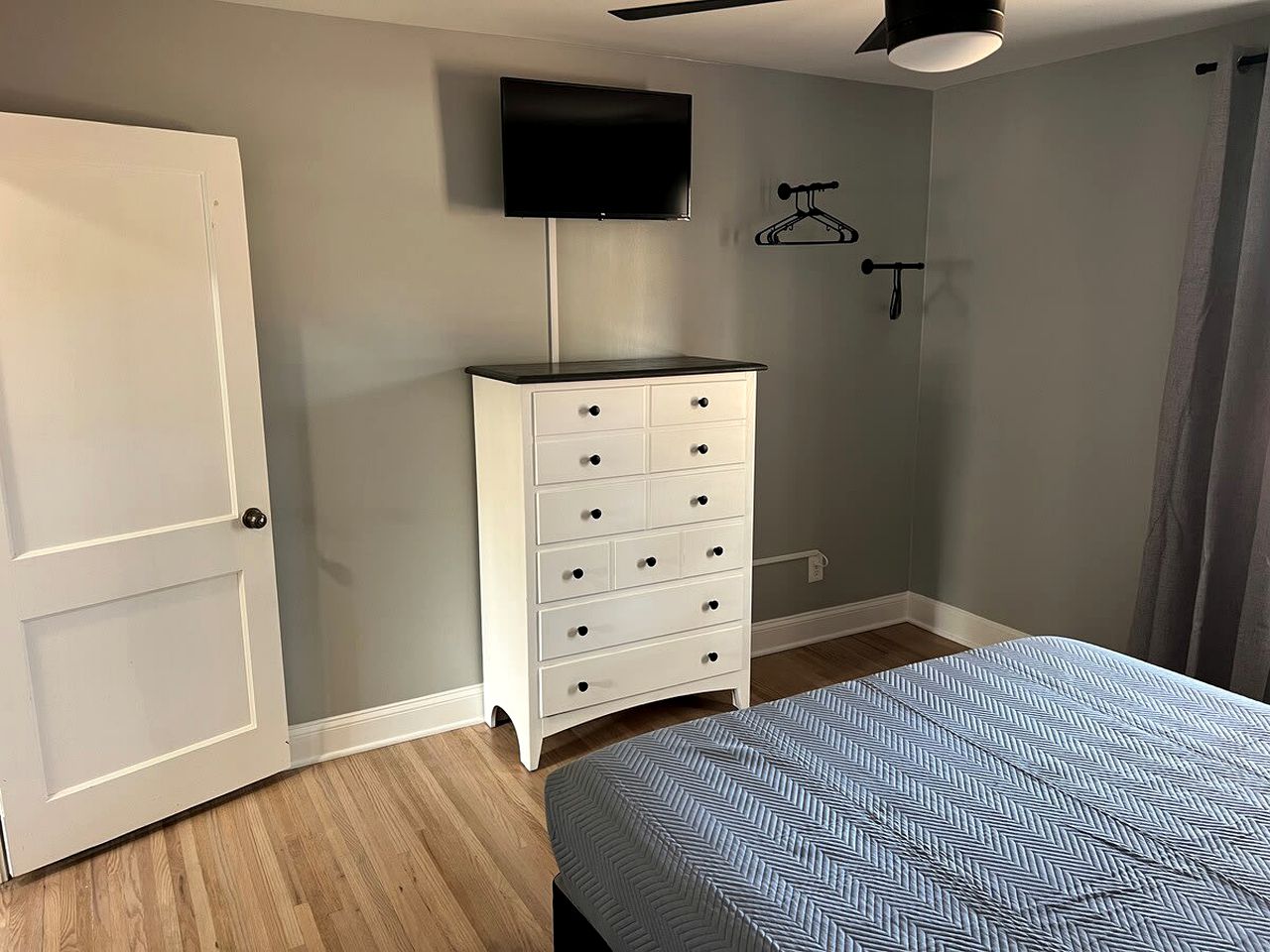 Family-Friendly Cottage with Pool Table and Fire Pit in Indian Trail, North Carolina