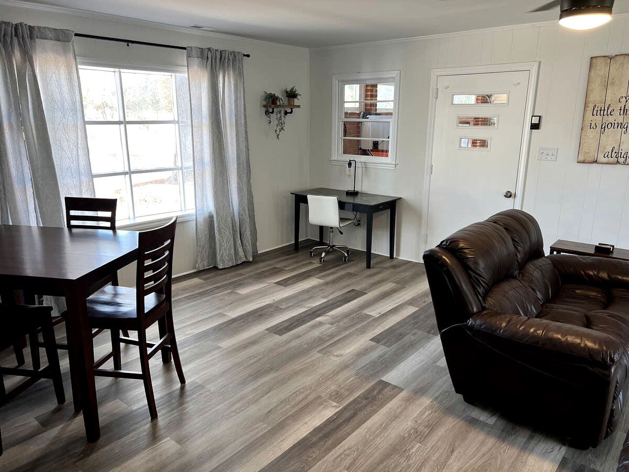 Family-Friendly Cottage with Pool Table and Fire Pit in Indian Trail, North Carolina