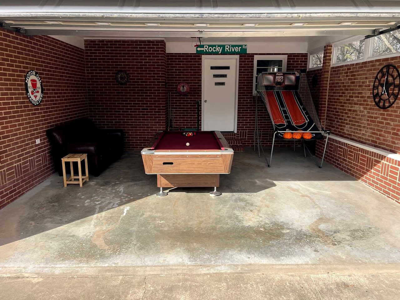Family-Friendly Cottage with Pool Table and Fire Pit in Indian Trail, North Carolina