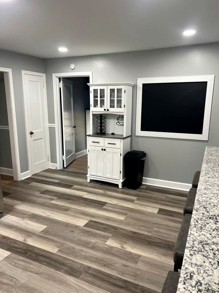 Family-Friendly Cottage with Pool Table and Fire Pit in Indian Trail, North Carolina