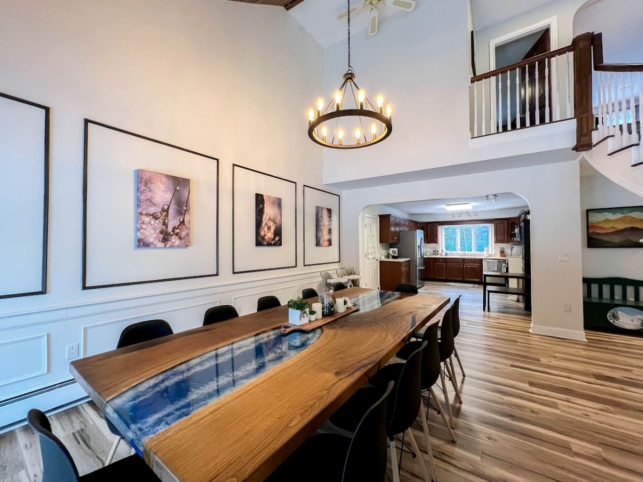 Spacious Riverfront Villa with Swimming Pool and Game Room in Bartlett, New Hampshire