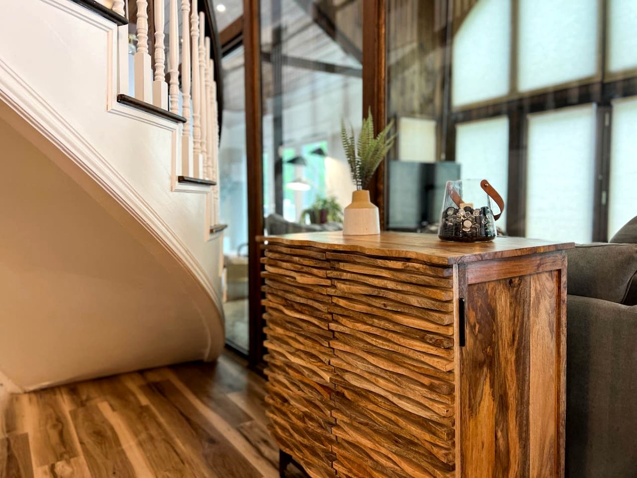 Spacious Riverfront Villa with Swimming Pool and Game Room in Bartlett, New Hampshire