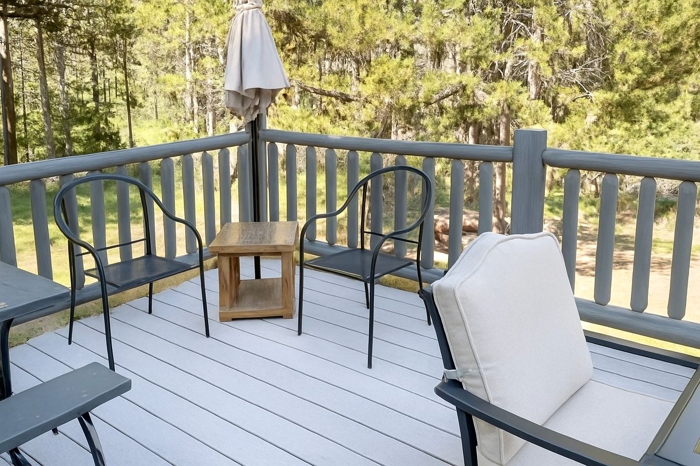 Spacious Secluded Cabin in Island Park, Idaho