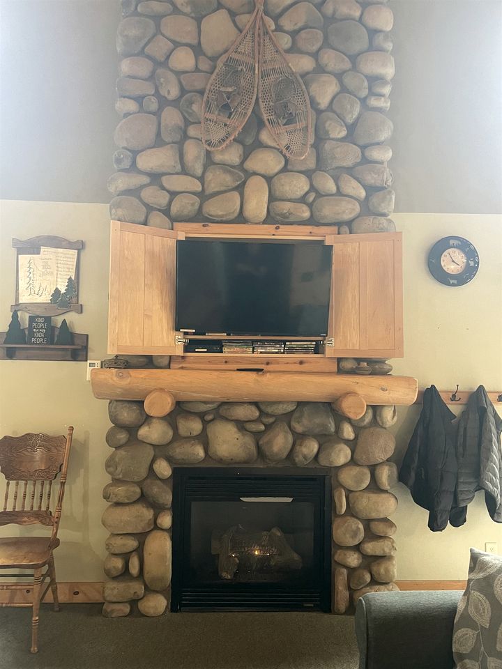 Spacious Secluded Cabin in Island Park, Idaho