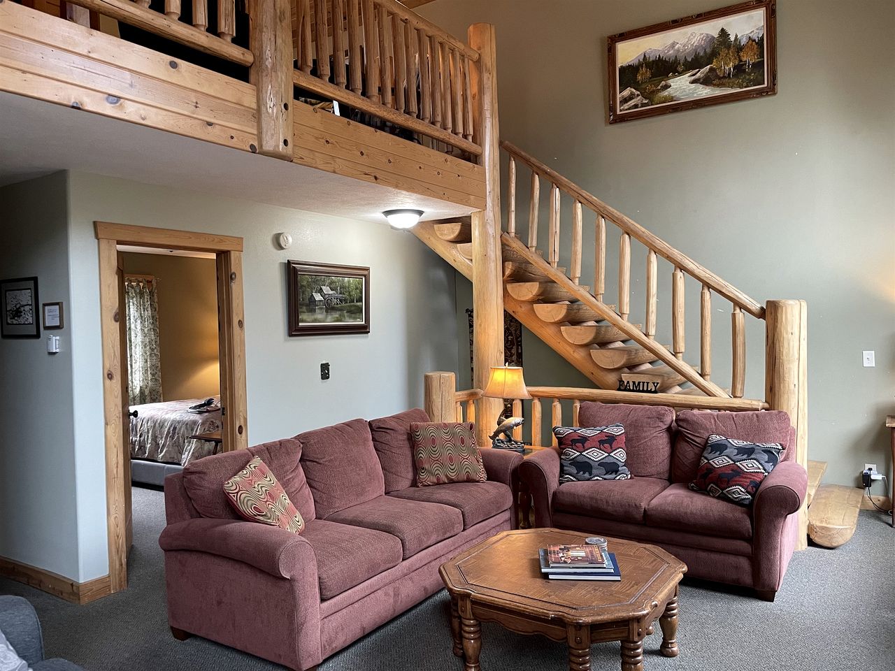 Spacious Secluded Cabin in Island Park, Idaho