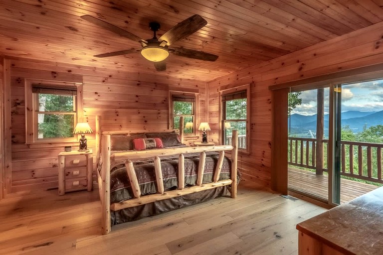 Cabins (United States of America, Waynesville, North Carolina)