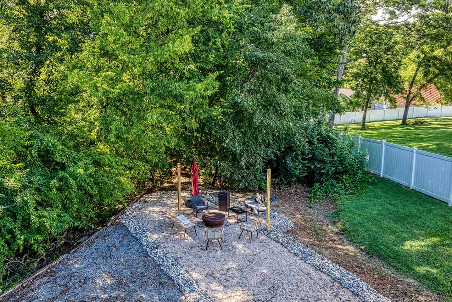 Spacious Smoky Mountain Cabin with RV Parking, Hot Tub & Game Room near Soaky Mountain Water Park in Sevierville, TN