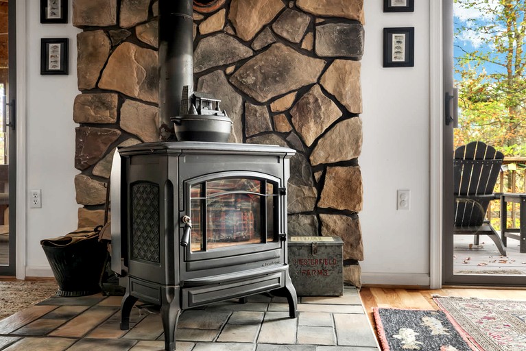 Cabins (United States of America, Great Cacapon, West Virginia)