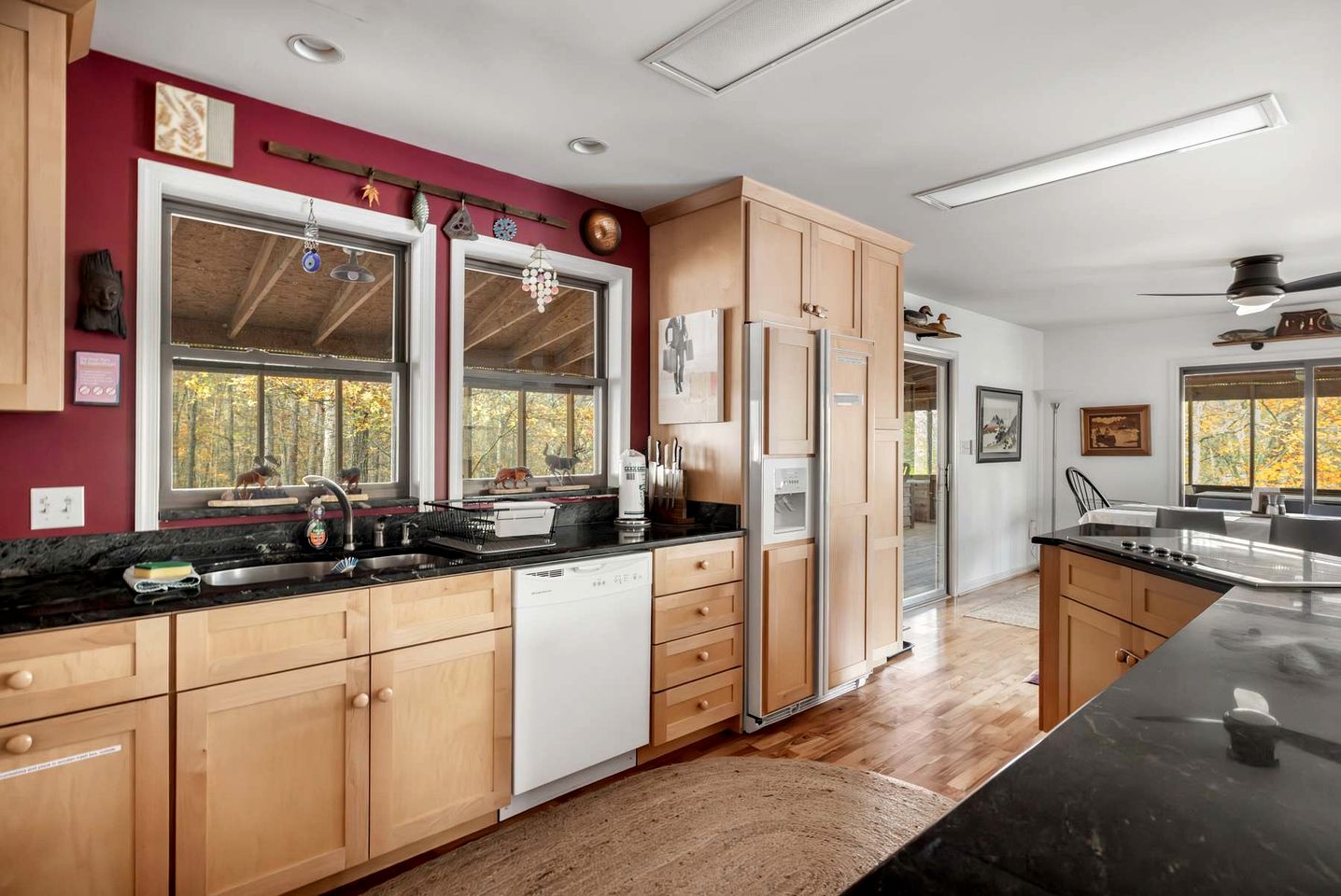 Awesome Wooden Cabin with Fire Pit in Great Cacapon, West Virginia