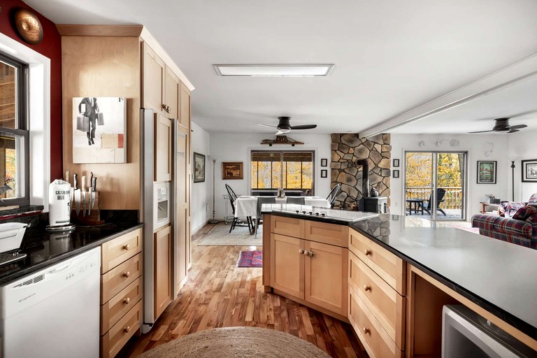 Cabins (United States of America, Great Cacapon, West Virginia)