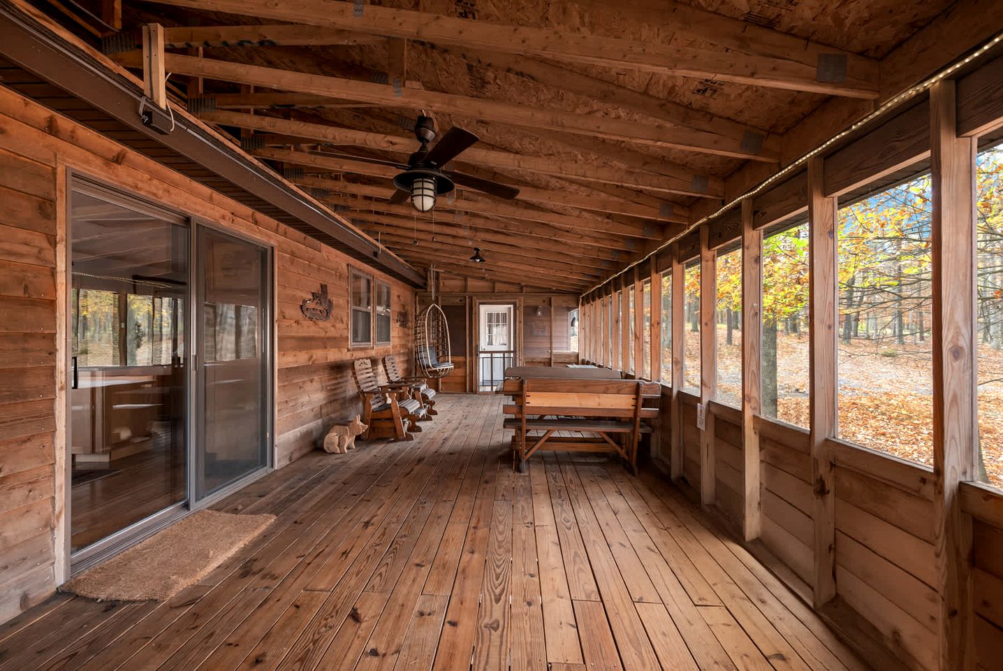 Awesome Wooden Cabin with Fire Pit in Great Cacapon, West Virginia