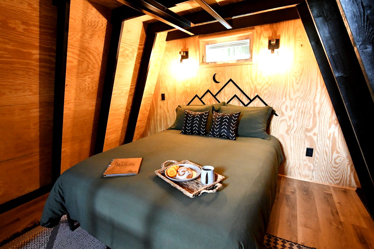 Charming A-Frame Cabin for a Relaxing Glamping Getaway Surrounded by Nature near Canandaigua Lake, New York