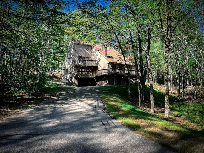 Special Cabin with Barbecue Settled Between Trees in North Conway, New Hampshire