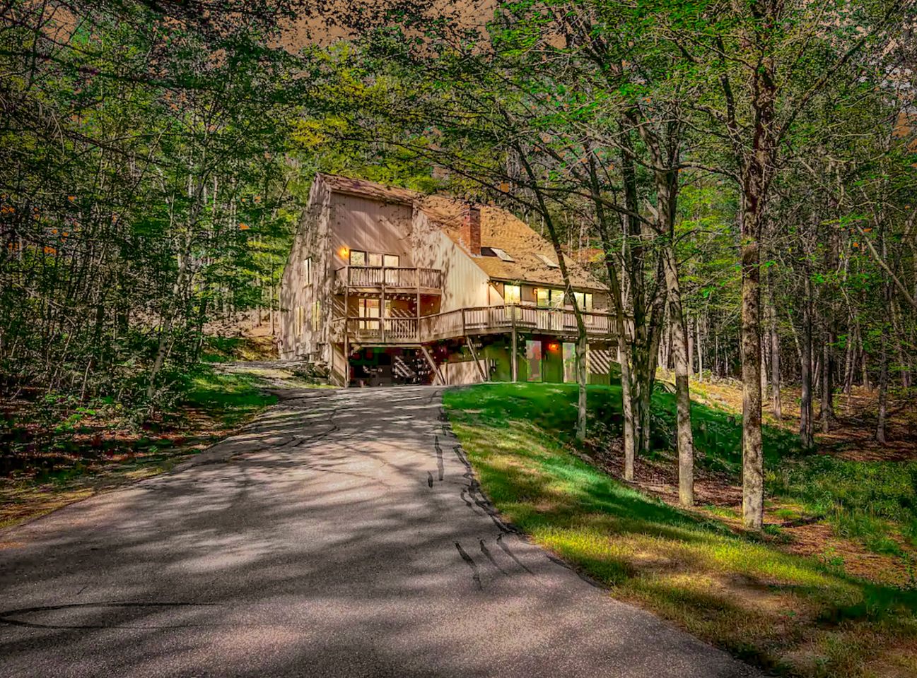 Special Cabin with Barbecue Settled Between Trees in North Conway, New Hampshire
