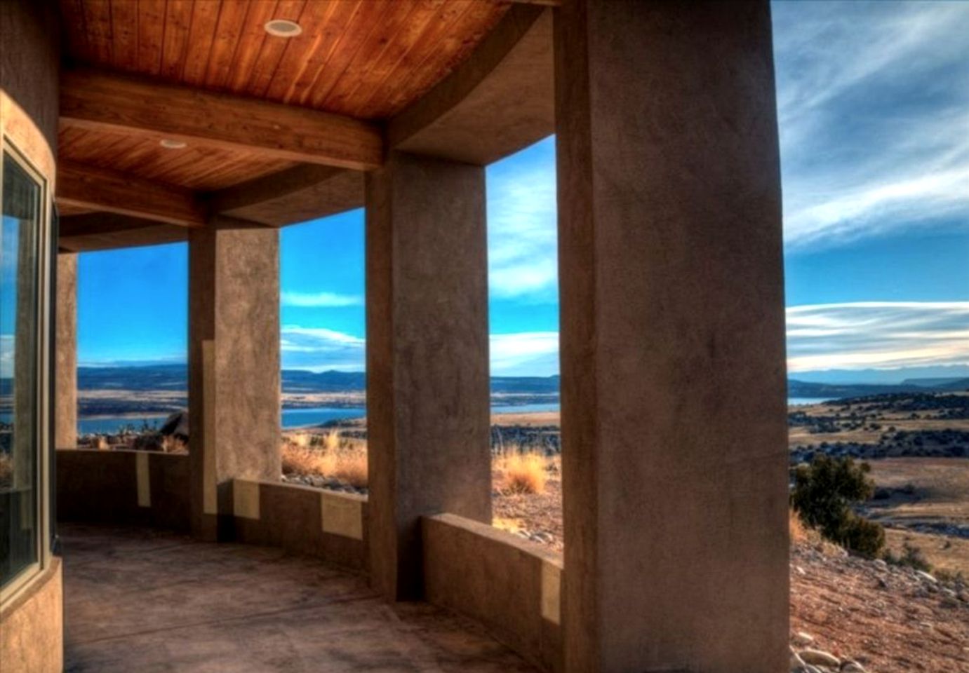 Gorgeous Casita with 360-Degree Views of Abiquiu Lake and Ghost Ranch near Santa Fe, New Mexico