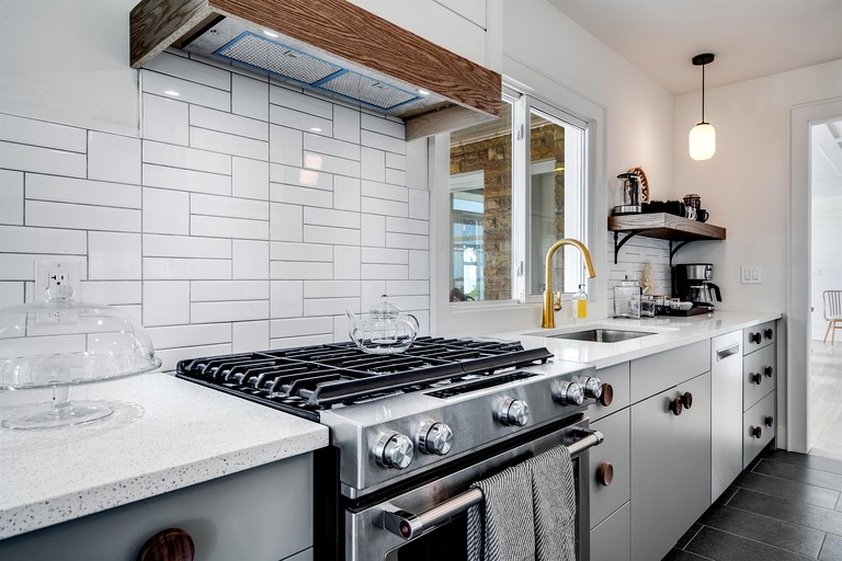 Beach Houses (Canada, Kingsville, Ontario)