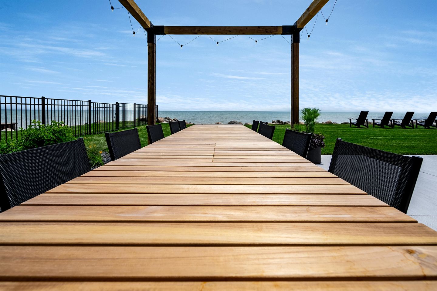 Spectacular Beach House with Gorgeous Sights in Kingsville, Ontario